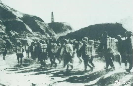 1947年3月19日，西北野战军撤离延安，进行战略转移。